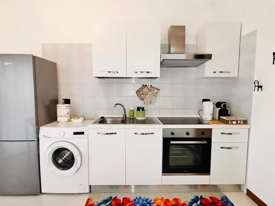 Happy House2 - 7 Minuti Da Mxp E 30 Minuti Da Milano Apartment Busto Arsizio Italy