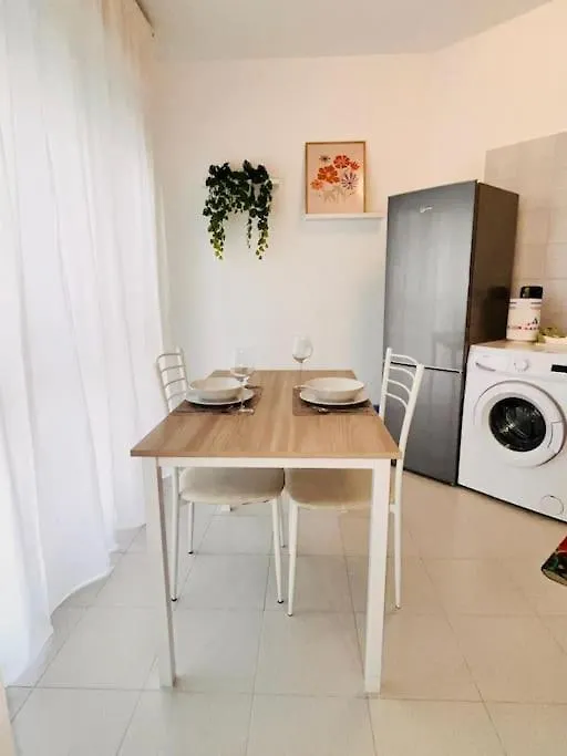 Happy House2 - 7 Minuti Da Mxp E 30 Minuti Da Milano Apartment Busto Arsizio