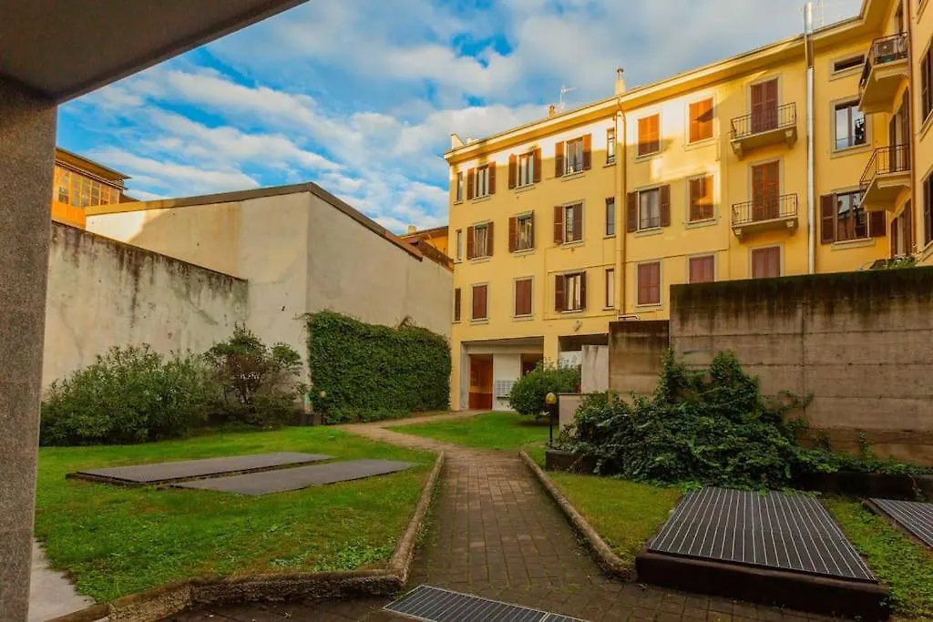 Happy House2 - 7 Minuti Da Mxp E 30 Minuti Da Milano Apartment Busto Arsizio 0*,  Italy
